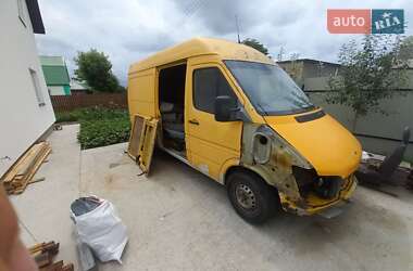 Вантажний фургон Mercedes-Benz Sprinter 2003 в Бучі