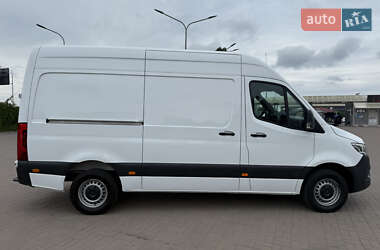 Грузовой фургон Mercedes-Benz Sprinter 2021 в 