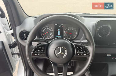 Грузовой фургон Mercedes-Benz Sprinter 2021 в 
