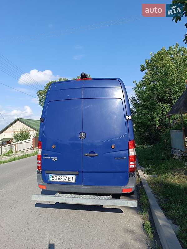 Грузовой фургон Mercedes-Benz Sprinter 2014 в Подволочиске