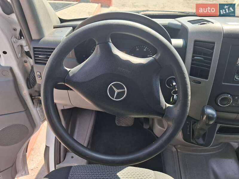 Грузовой фургон Mercedes-Benz Sprinter 2011 в Николаеве