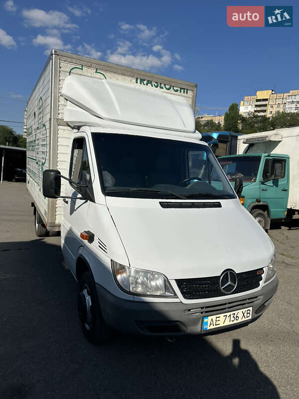 Грузовой фургон Mercedes-Benz Sprinter 2003 в Днепре
