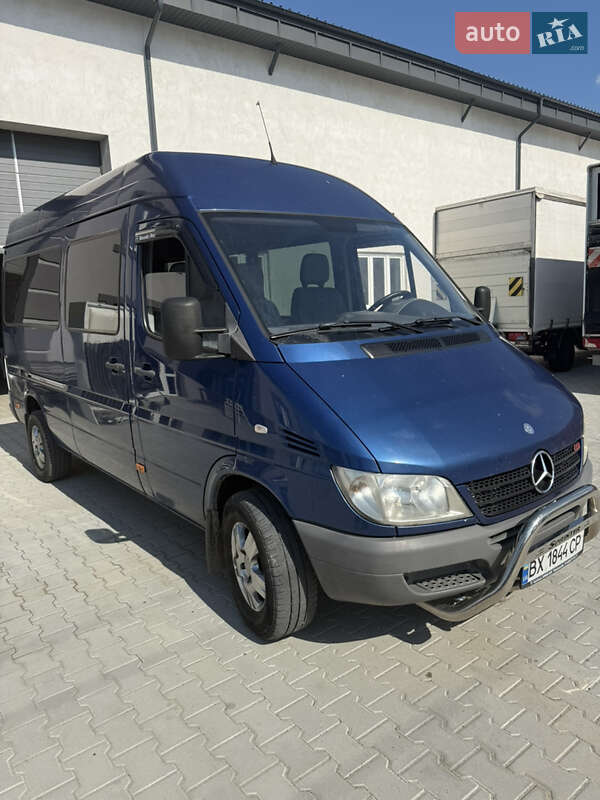 Микроавтобус Mercedes-Benz Sprinter 2005 в Хотине