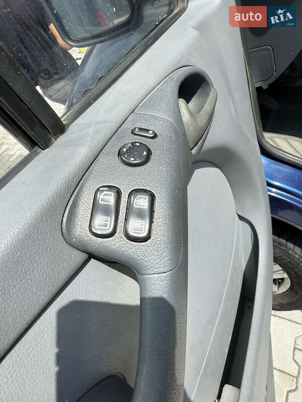 Микроавтобус Mercedes-Benz Sprinter 2005 в Хотине