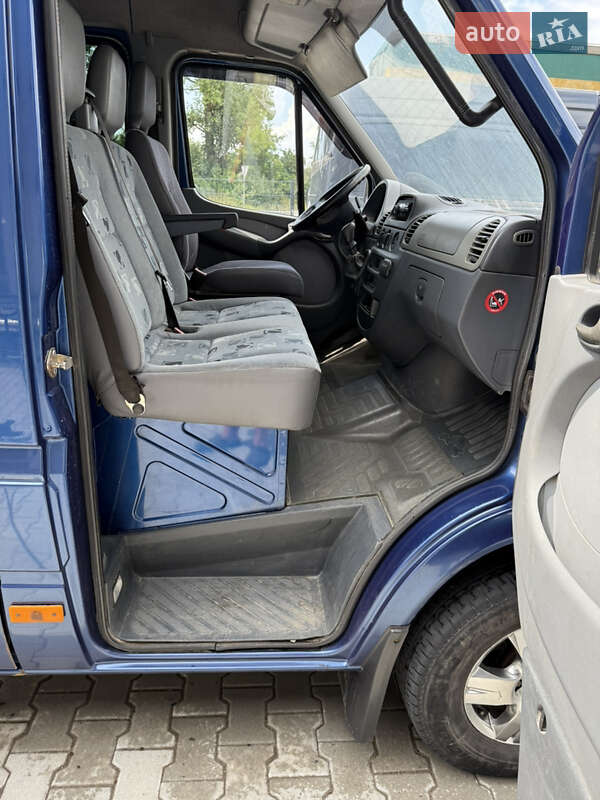 Микроавтобус Mercedes-Benz Sprinter 2005 в Хотине