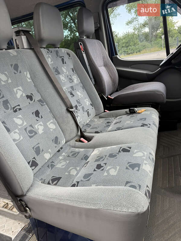 Микроавтобус Mercedes-Benz Sprinter 2005 в Хотине