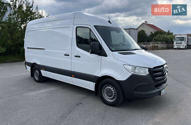 Грузовой фургон Mercedes-Benz Sprinter 2020 в 