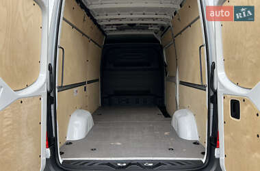 Грузовой фургон Mercedes-Benz Sprinter 2020 в 