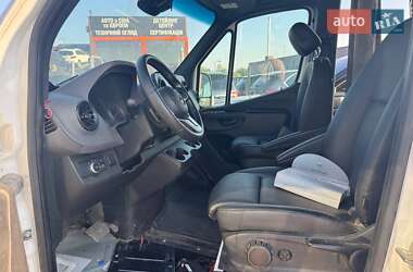 Грузовой фургон Mercedes-Benz Sprinter 2021 в 