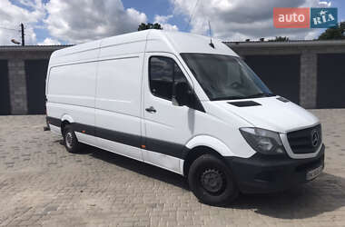 Грузовой фургон Mercedes-Benz Sprinter 2015 в 