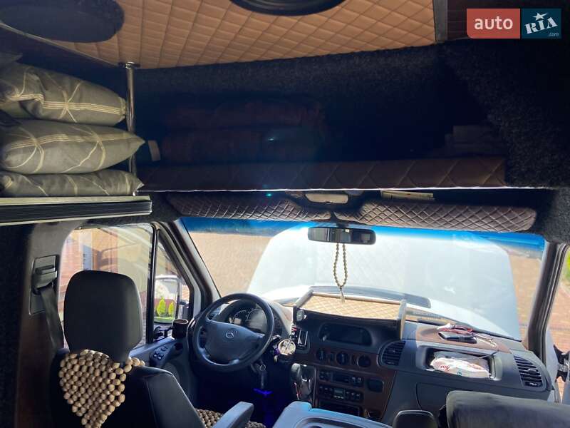Микроавтобус Mercedes-Benz Sprinter 2005 в Калуше