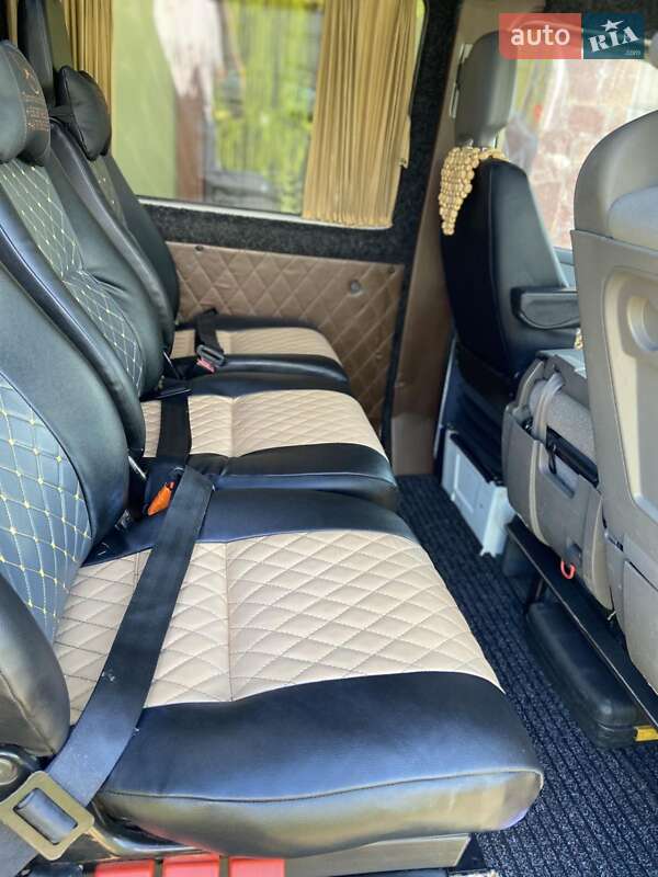 Микроавтобус Mercedes-Benz Sprinter 2005 в Калуше