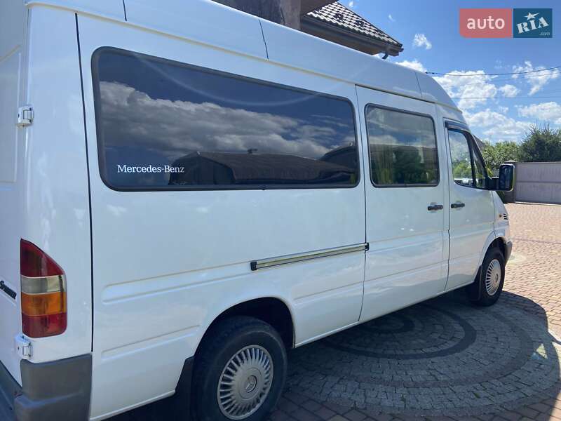 Микроавтобус Mercedes-Benz Sprinter 2005 в Калуше