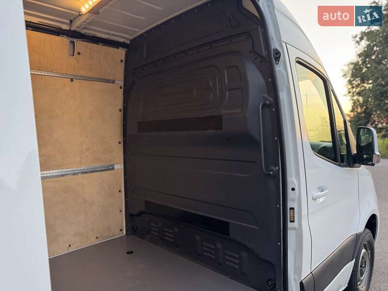 Грузовой фургон Mercedes-Benz Sprinter 2020 в Дубно