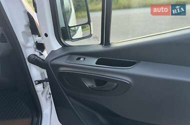 Грузовой фургон Mercedes-Benz Sprinter 2020 в 