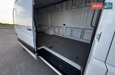 Грузовой фургон Mercedes-Benz Sprinter 2019 в 