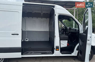 Грузовой фургон Mercedes-Benz Sprinter 2020 в 