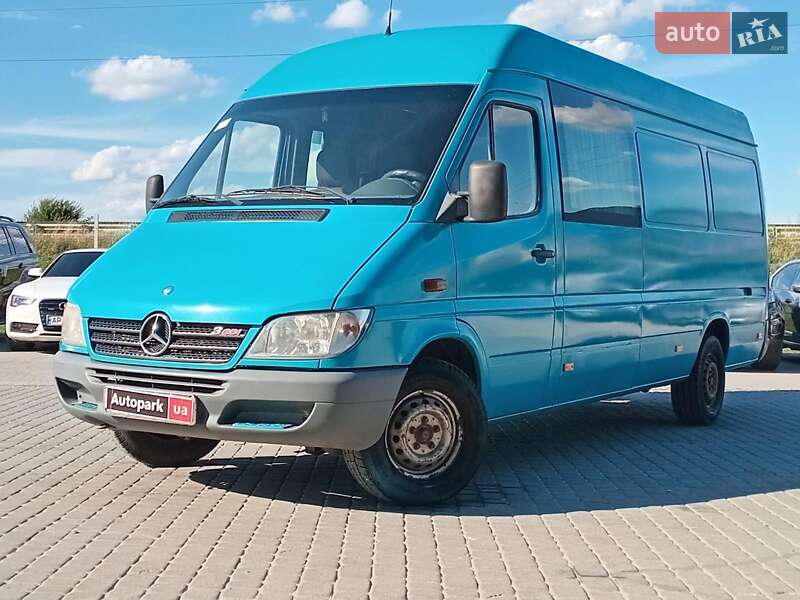 Mercedes-Benz Sprinter 2004