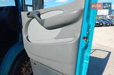 Микроавтобус Mercedes-Benz Sprinter 2004 в 