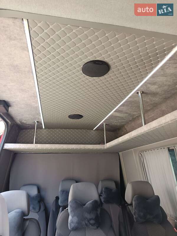 Мікроавтобус Mercedes-Benz Sprinter 2012 в Чернівцях