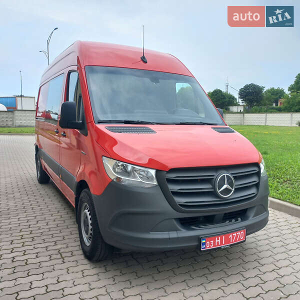 Mercedes-Benz Sprinter 2021