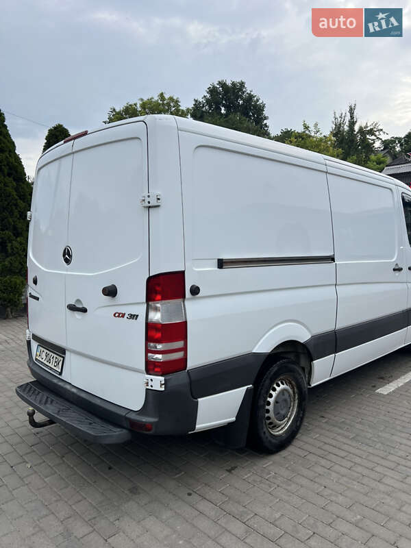 Грузовой фургон Mercedes-Benz Sprinter 2008 в Луцке фото 3 Грузовой фургон Mercedes-Benz Sprinter 2008 в Луцке