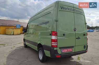 Грузовой фургон Mercedes-Benz Sprinter 2011 в 