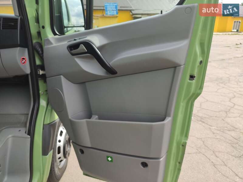 Грузовой фургон Mercedes-Benz Sprinter 2011 в Ровно