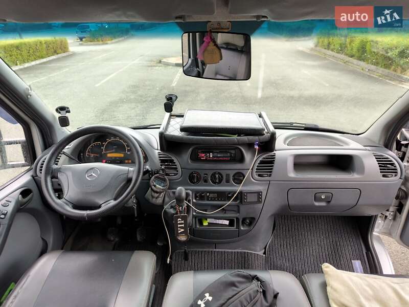 Микроавтобус Mercedes-Benz Sprinter 2005 в Сваляве