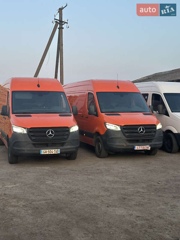 Mercedes-Benz Sprinter 2021