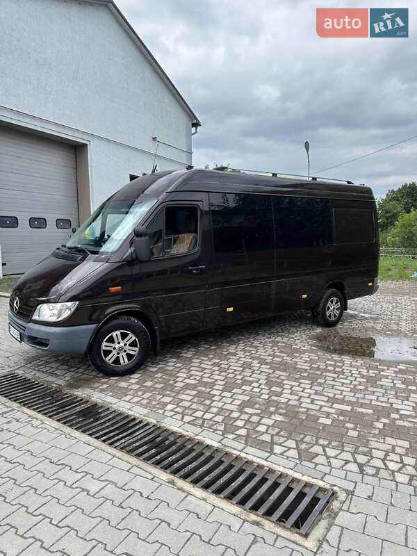 Mercedes-Benz Sprinter 2003