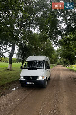 Грузовой фургон Mercedes-Benz Sprinter 1998 в Черновцах