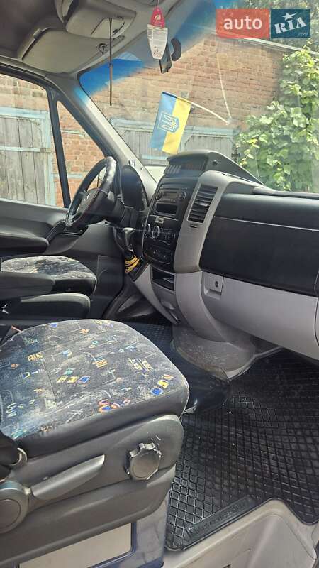 Вантажопасажирський фургон Mercedes-Benz Sprinter 2012 в Рівному