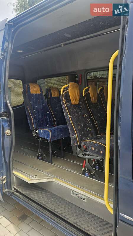 Вантажопасажирський фургон Mercedes-Benz Sprinter 2012 в Рівному