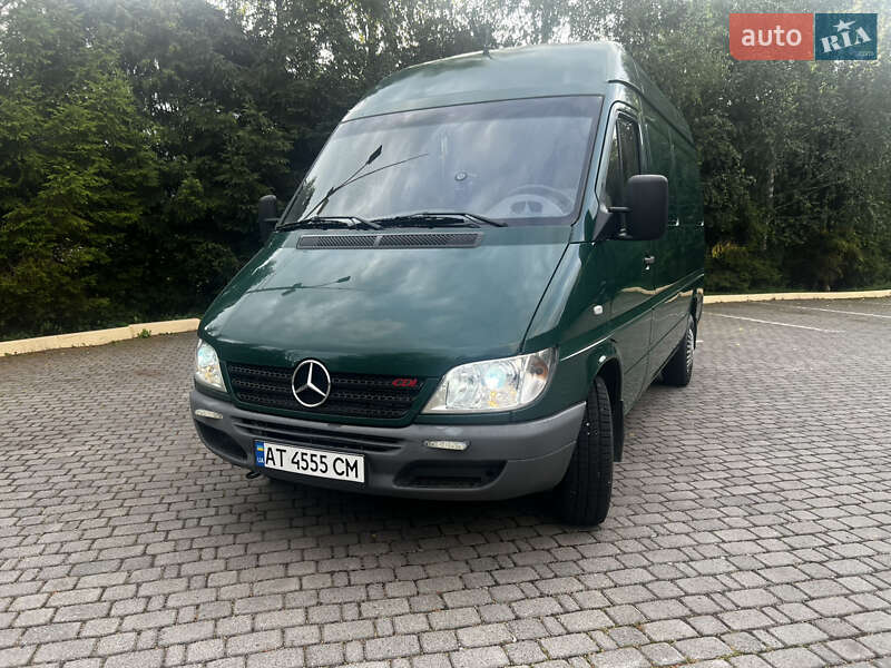 Mercedes-Benz Sprinter 2005