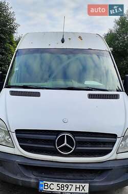 Грузовой фургон Mercedes-Benz Sprinter 2011 в Львове