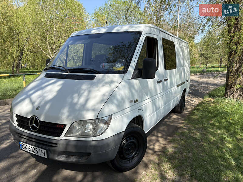 Микроавтобус Mercedes-Benz Sprinter 2005 в Ровно