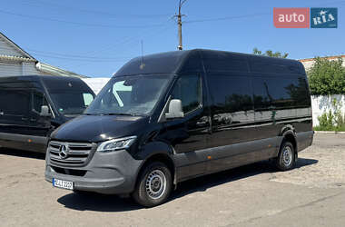 Вантажний фургон Mercedes-Benz Sprinter 2019 в Рівному