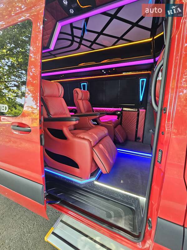 Mercedes-Benz Sprinter 2021