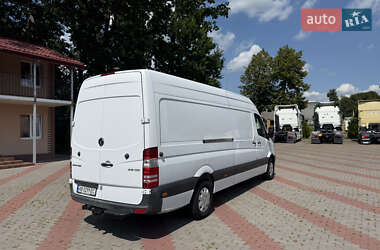 Грузовой фургон Mercedes-Benz Sprinter 2016 в 