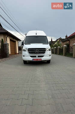 Грузовой фургон Mercedes-Benz Sprinter 2020 в 