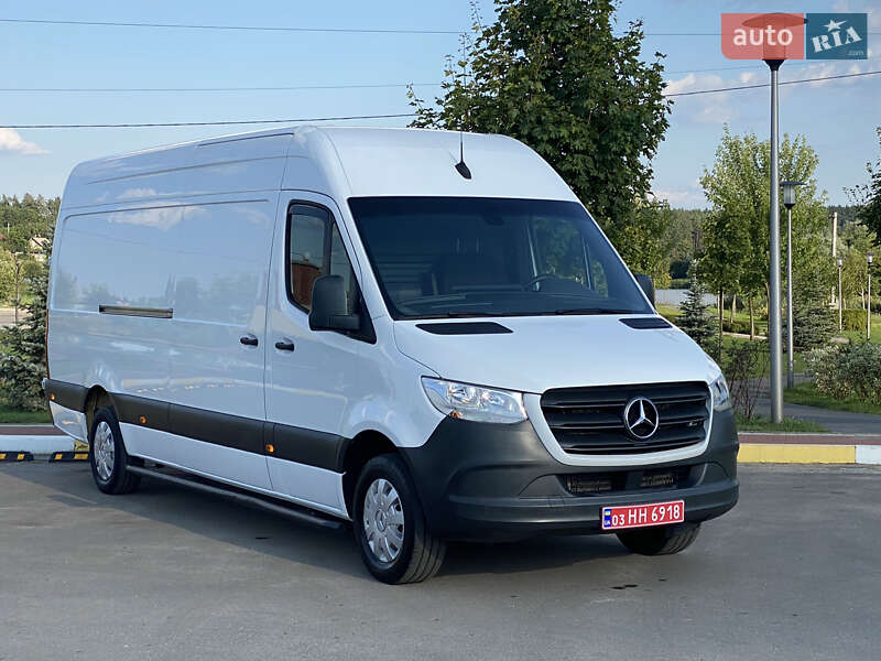 Mercedes-Benz Sprinter 2021
