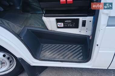 Грузовой фургон Mercedes-Benz Sprinter 2005 в 