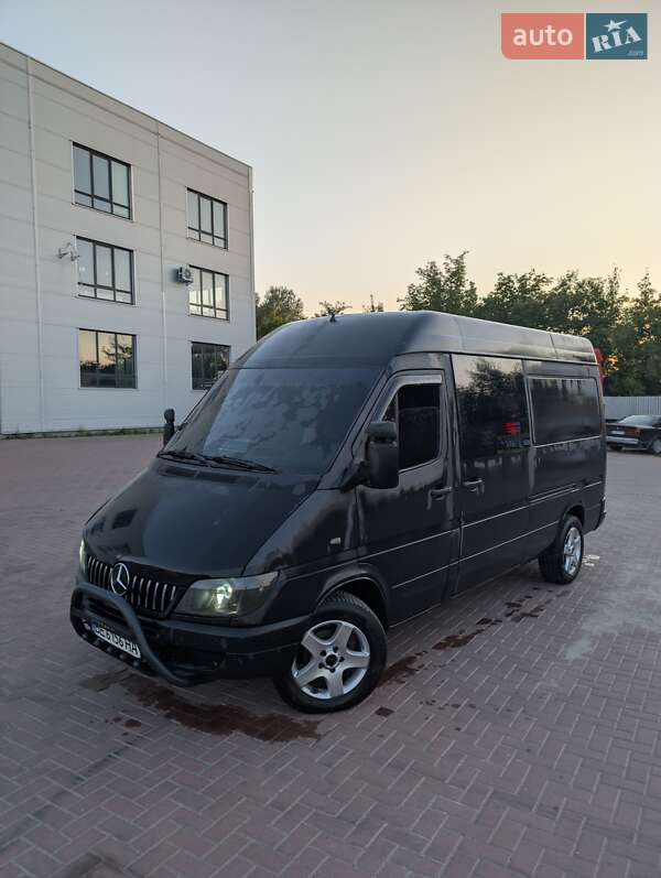 Mercedes-Benz Sprinter 2004