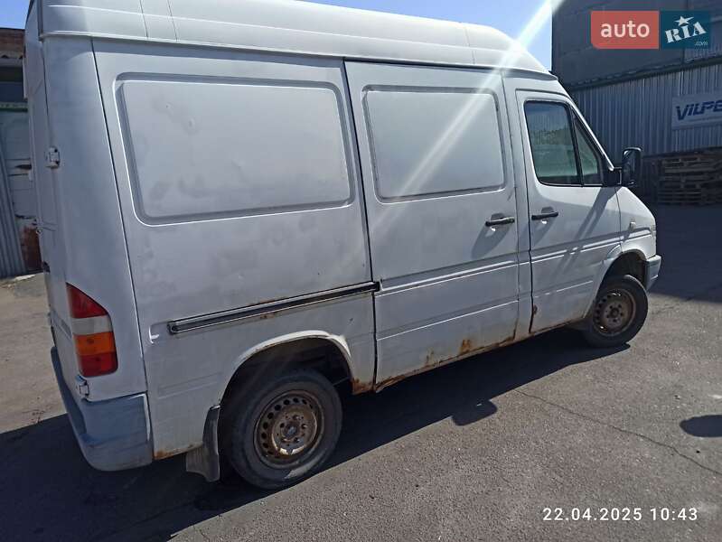 Грузовой фургон Mercedes-Benz Sprinter 1998 в Киеве