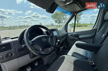Грузовой фургон Mercedes-Benz Sprinter 2016 в  фото 6 Грузовой фургон Mercedes-Benz Sprinter 2016 в