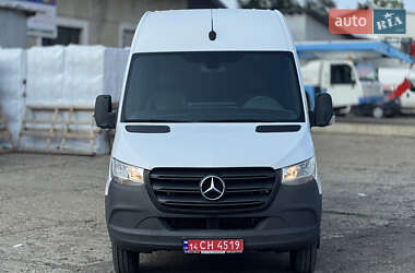 Грузовой фургон Mercedes-Benz Sprinter 2021 в 