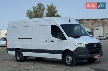 Грузовой фургон Mercedes-Benz Sprinter 2021 в 