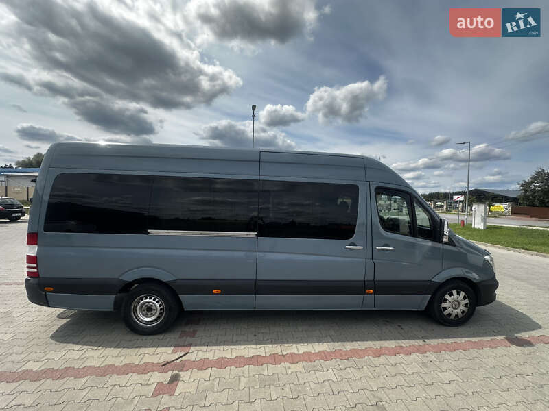 Микроавтобус Mercedes-Benz Sprinter 2016 в Нововолынске