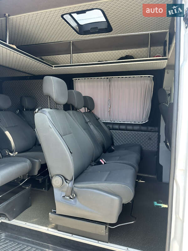 Микроавтобус Mercedes-Benz Sprinter 2017 в Иршаве фото 10 Микроавтобус Mercedes-Benz Sprinter 2017 в Иршаве